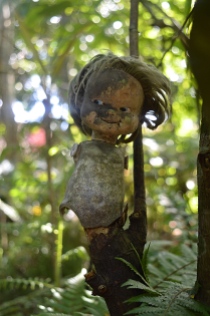 Creepy doll, Jardin Botanico de Caridad, Vinales, Cuba
